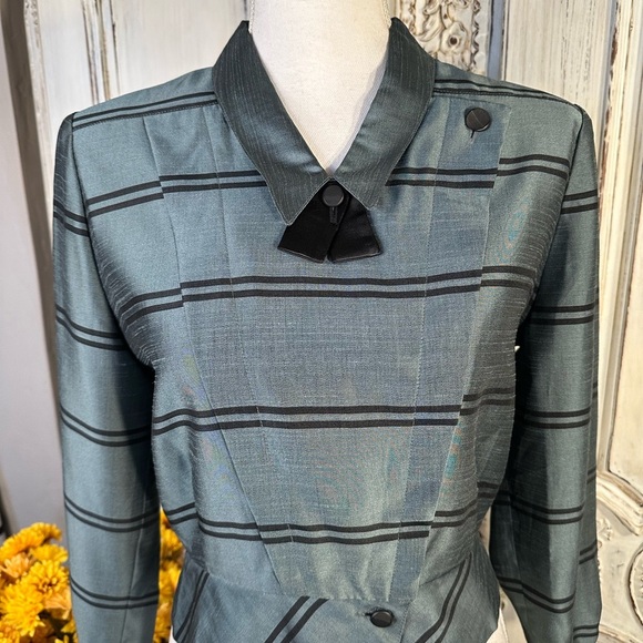 Coletti Elegant Green Plaid Victorian Women's Long Sleeve Peplum Blouse - Picture 2 of 9